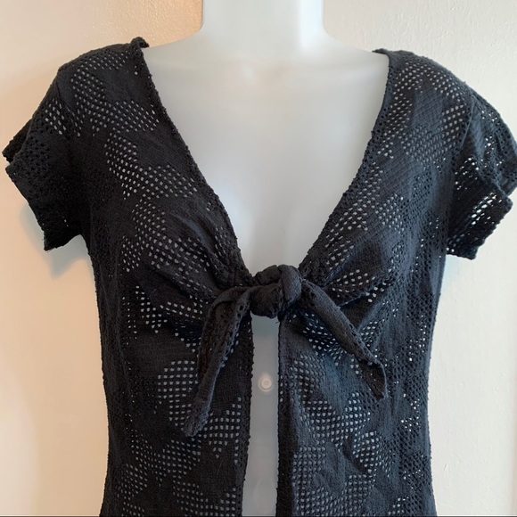 Stars and Mesh Tie Front Top - Picture 5 of 7